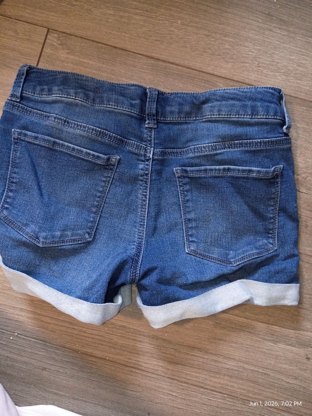 Women's Dark Blue Denim Rolled-Hem Shorts